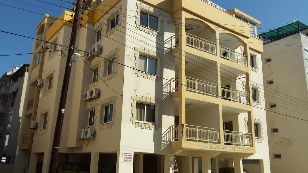 Panikos Beach Apartment I Lárnaka Kültér fotó