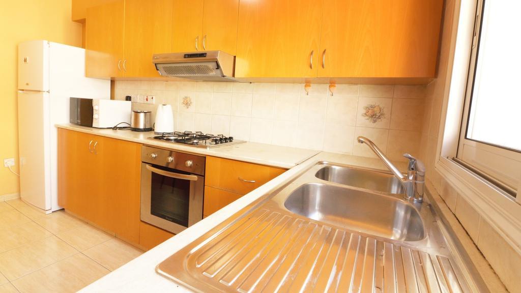 Panikos Beach Apartment I Lárnaka Kültér fotó