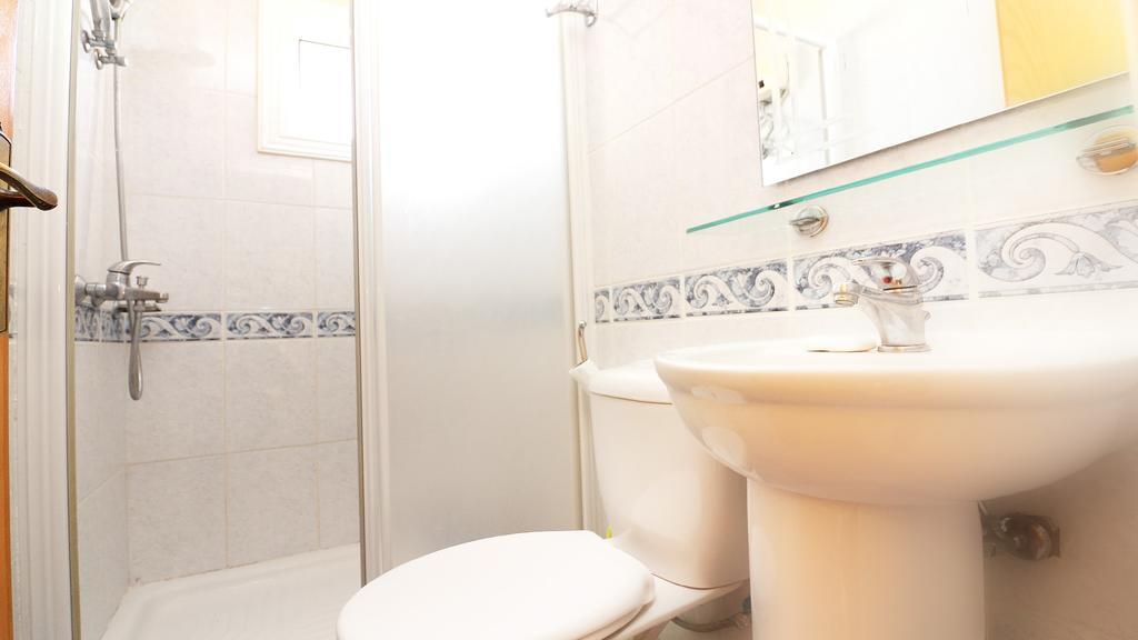 Panikos Beach Apartment I Lárnaka Kültér fotó