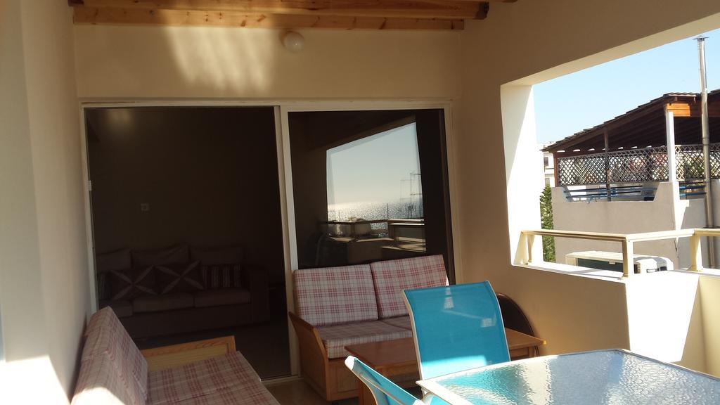 Panikos Beach Apartment I Lárnaka Kültér fotó